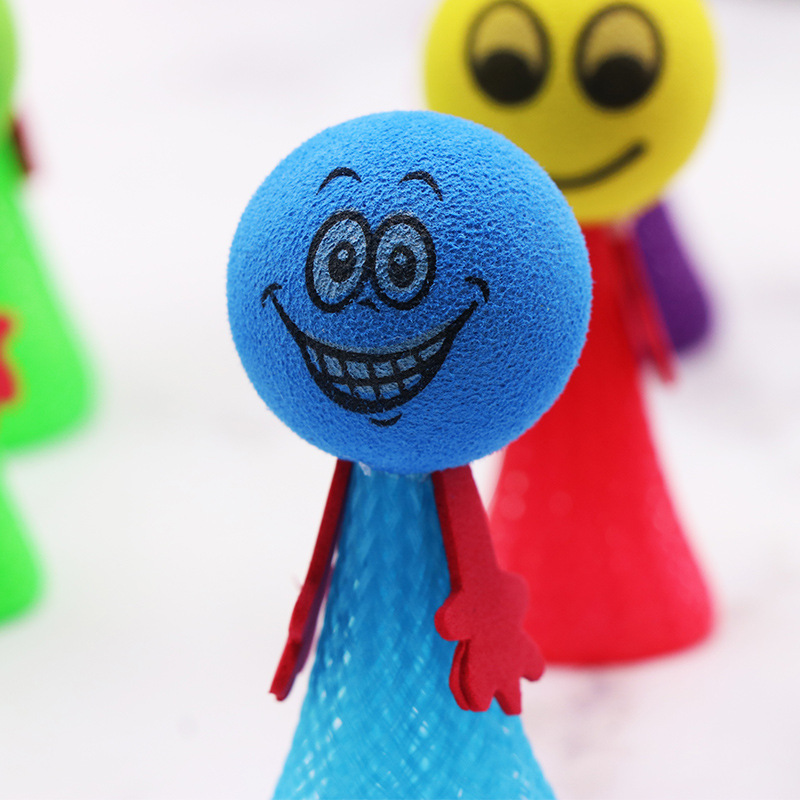 跨境发光玩具弹跳精灵弹簧人弹跳小人跳跳人幼儿园礼物礼品批发