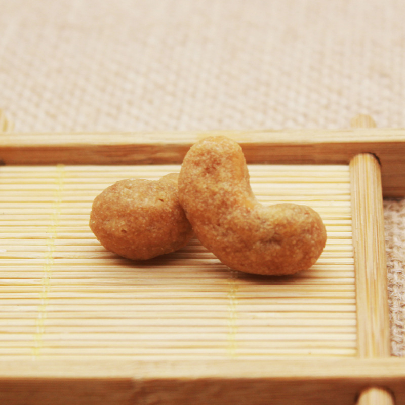 Vietnamese Charcoal Roasted Cashew Nuts 250g with Can Office Snacks Wholesale Drop Shipping Net Weight 150g