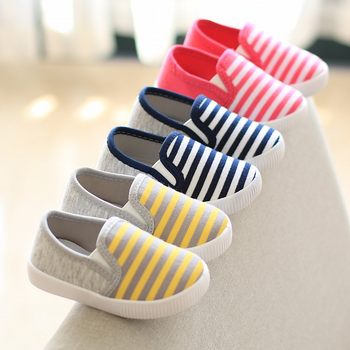 Running baby spring and autumn new children's low-top canvas shoes striped pedal soft bottom factory direct batch 18-23