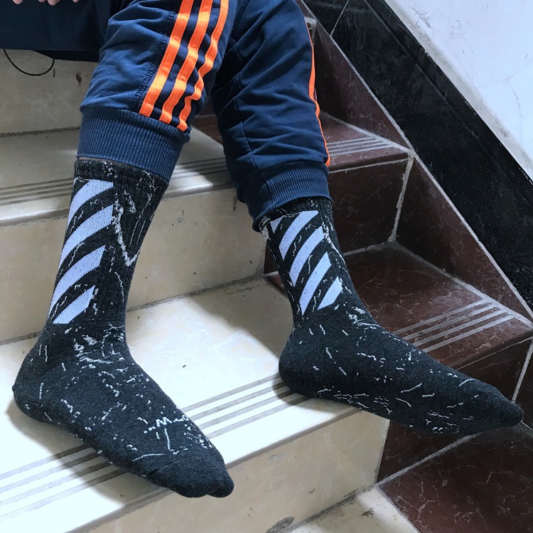 欧美街头滑板运动嘻哈潮牌条纹袜子男夏季棉中长筒袜 女 厂家批发