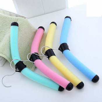 Color children sponge non-slip clothing store baby hanger cartoon children's clothing clothes clip wholesale