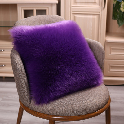 Cross-border European-style white plush pillow case imitation wool cushion sofa waist bed fox fur pillow spot