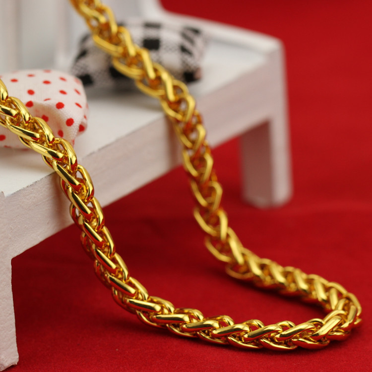 Оптовая продажа позолоченных 18-каратным золотом мужских цепочек, модные и эффектные, поставка для прямых трансляций, имитация золотых цепочек, рынок мужских цепочек на шею.