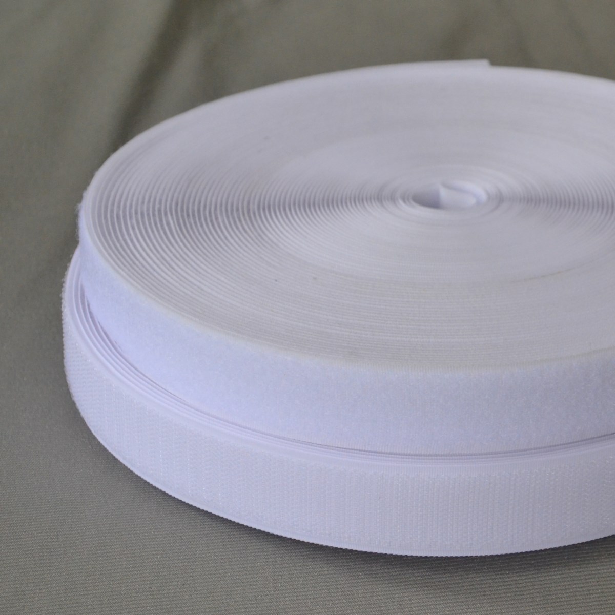 Adhesive Velcro buckle with complete specifications a large number of in stock supply width 1-15cm