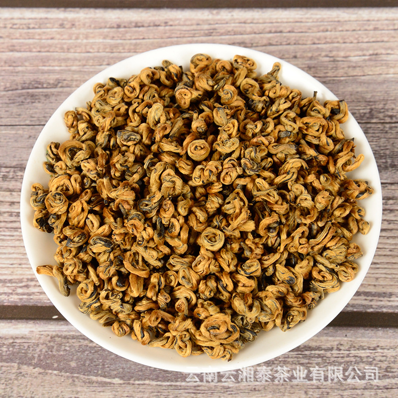 Оптовая продажа 2025 Юньнаньского чая Fengqing Early Spring Black Tea Юньнань с красным медом, ароматная Золотая улитка, Золотой бутон, 500 г оптом Изображение 1