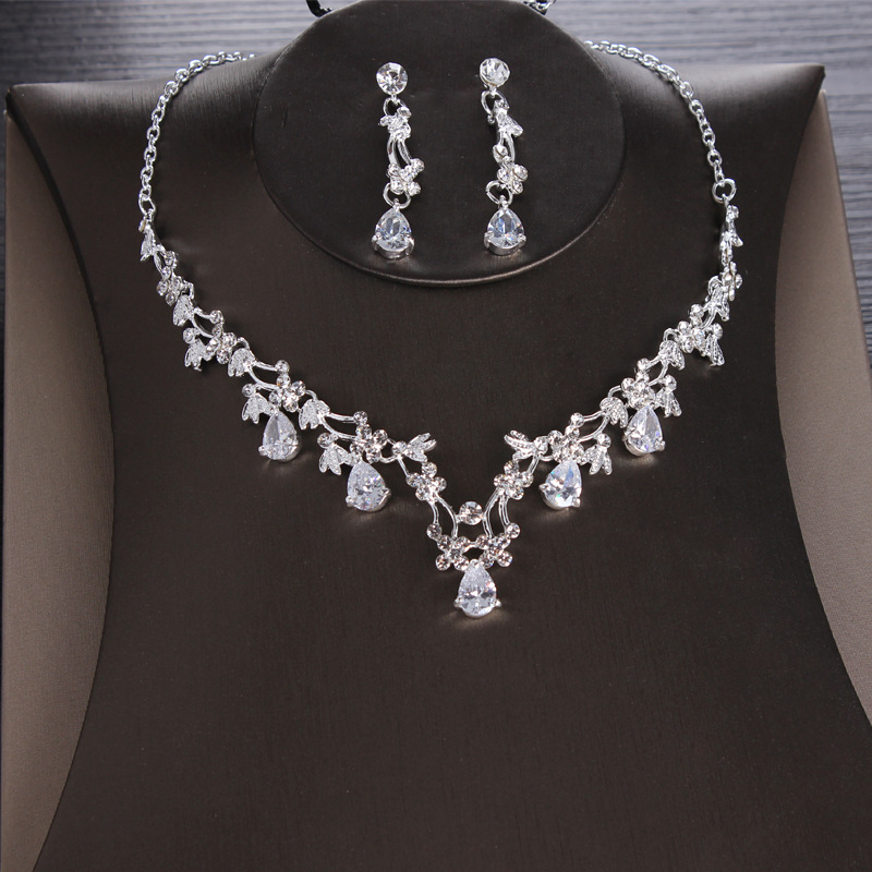 Bridal jewelry zircon necklace earrings wedding dress wedding crown tiara accessories set