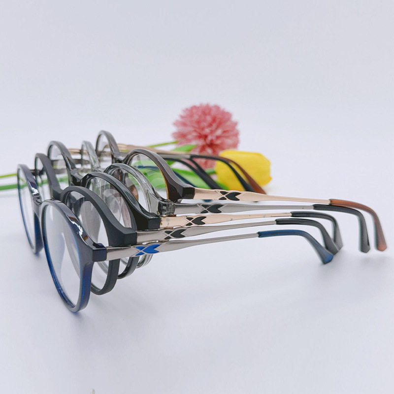 Fashion Tr Mixed Eyeglass Frame New Plain Lens Eyeglass Frame Lightweight Metal Frame Geometric Frame Direct from Manufacturer