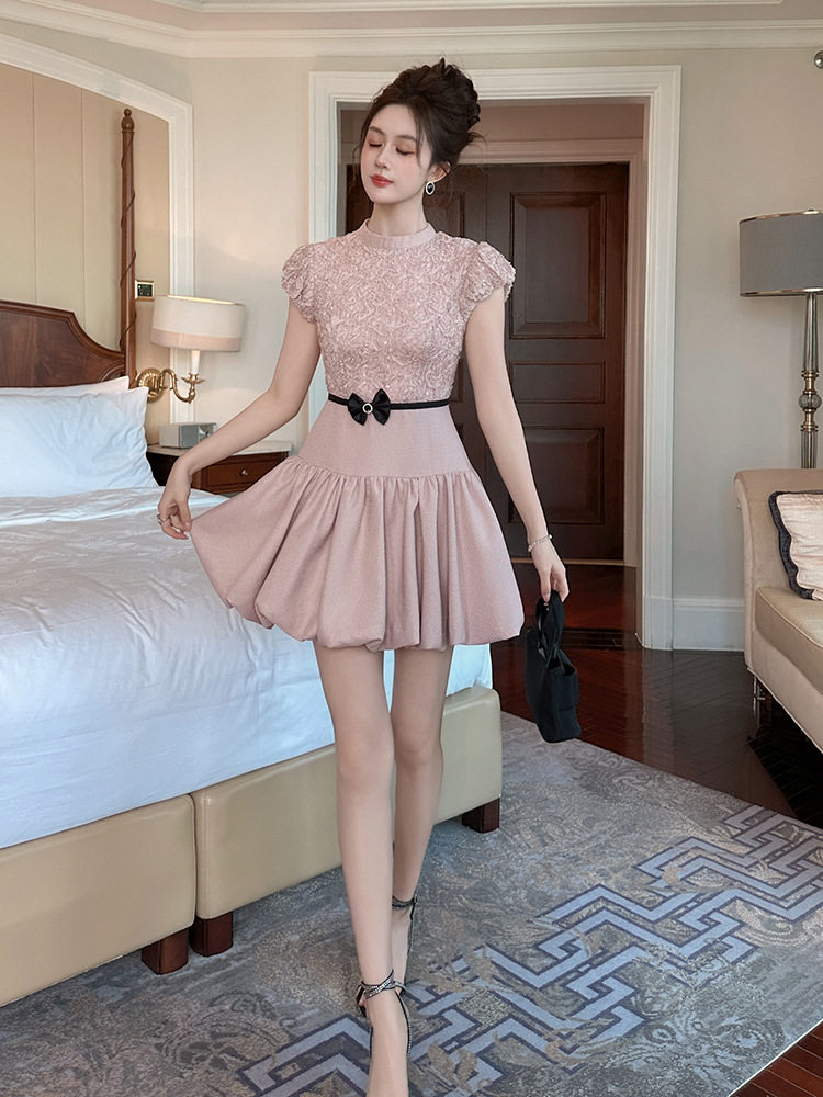 Đầm dự tiệc mùa hè ôm body tay bồng cổ tròn — [Hồng anh đào]