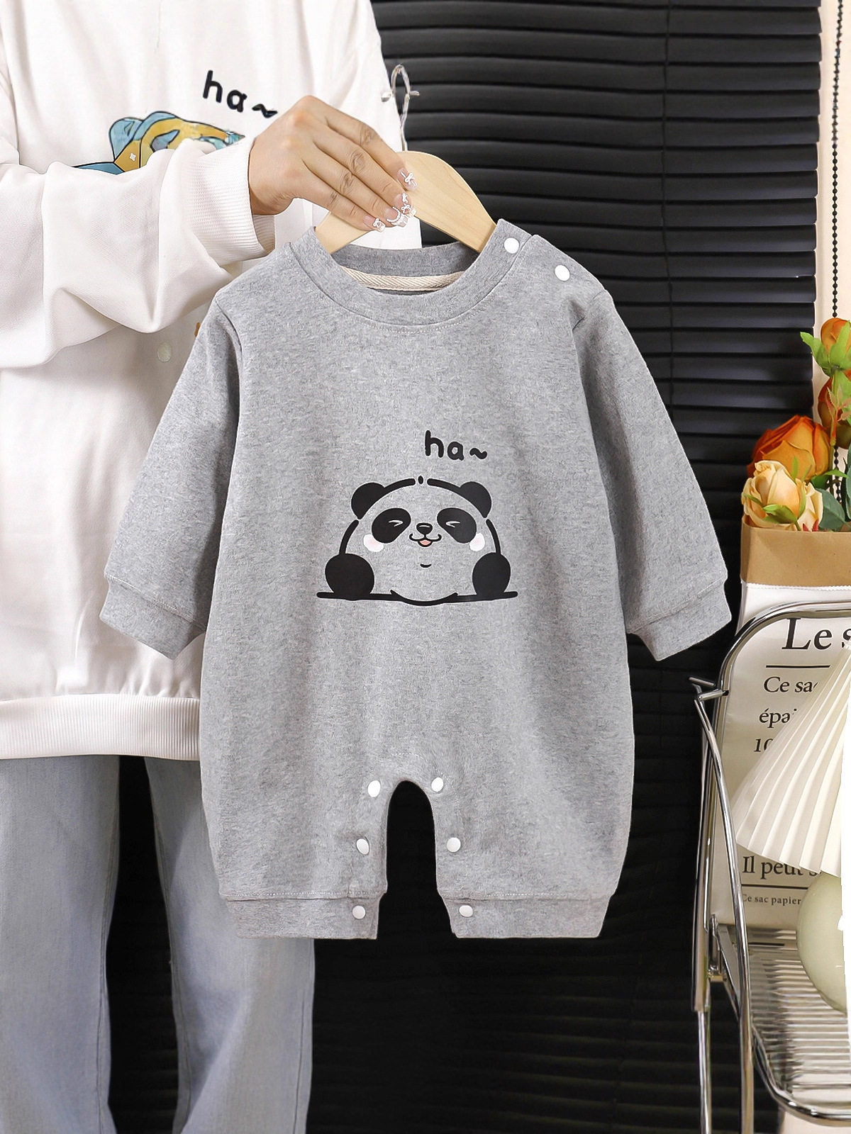 Baby Romper, Spring & Autumn Outerwear, Newborn Long-Sleeve Jumpsuit with Snap Buttons for Easy Diaper Changes