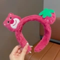 H126 Rose Red Bear