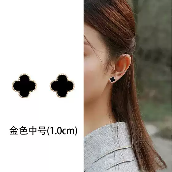 2024 new black silver needle Clover stud earrings women's net red earrings trendy earrings niche high-grade earrings wholesale