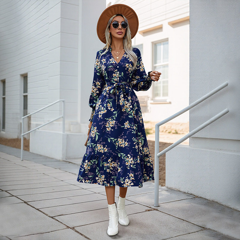 Floral Print Long Sleeve Dress Elegant Design Comfortable Fabric Autumn Collection Perfect for Casual or Formal