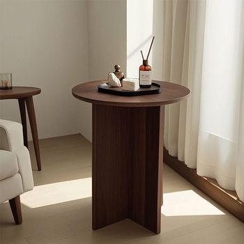 Vintage Solid Wood Small Side Table, Retro Small Round Table, Coffee Table, Sofa Coffee Table, Ins-Style Homestay Bedside Table, Side Table