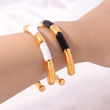 Light Luxury High Feeling Temperament Titanium Bracelet Opening Niche Design High Feeling Black and White Spell Gold Oil Drop Jewelry