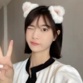 Pair of White Mao Hair Clips
