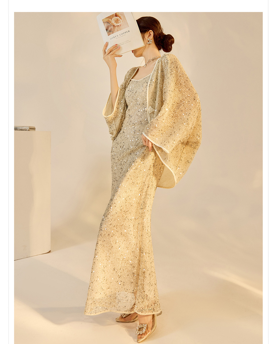 Bộ đầm dài kèm áo khoác ngoài đính sequin thêu nổi bật — Áo khoác (giao hàng trong 7 ngày), Áo khoác (vận chuyển trong cùng ngày), Váy yếm (giao hàng trong 7 ngày), Váy yếm (giao hàng trong ngày)
