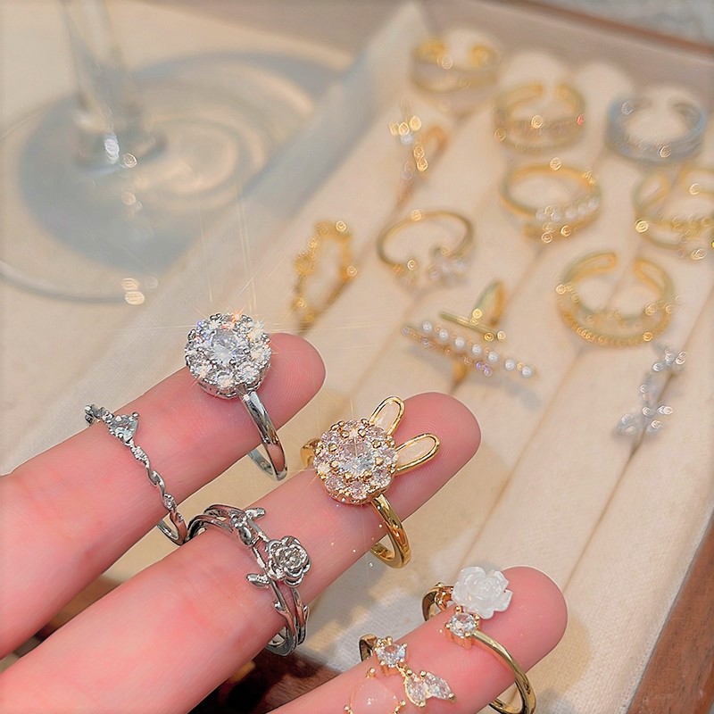 Light Luxury Niche Super Flash Zircon Love Ring Women's ins Style Advanced Design Sense Open Index Finger Ring Wholesale