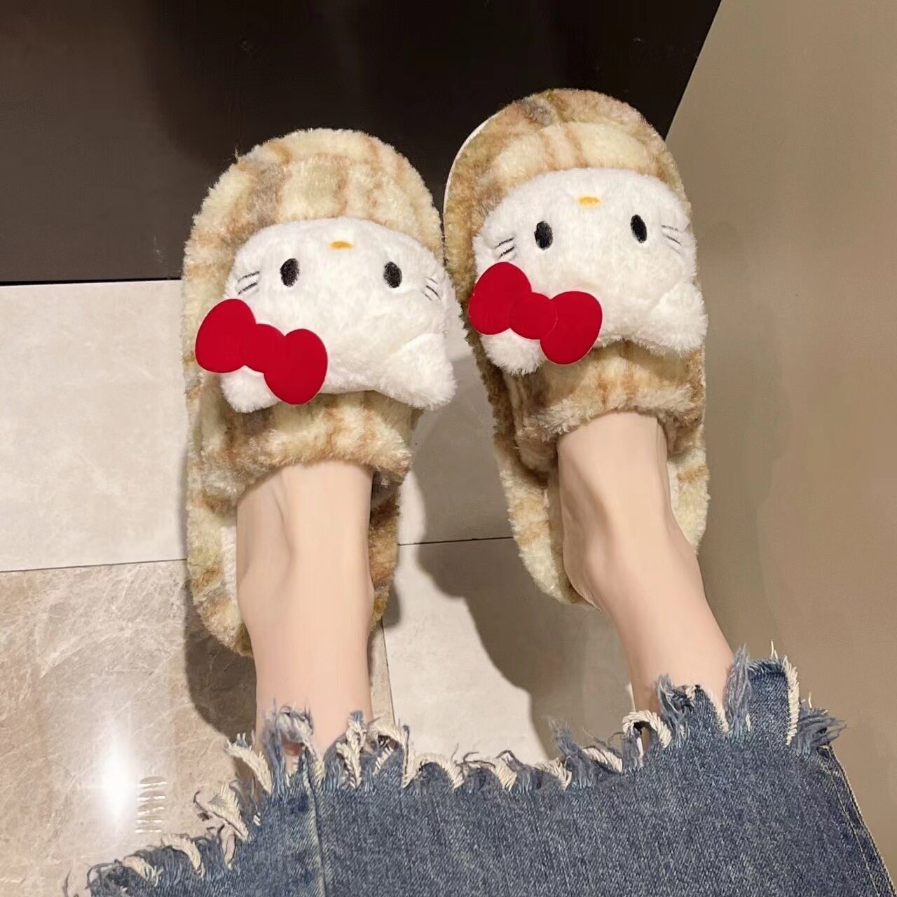 Cute Furry Slippers, Plush Non-Slip Indoor Home Slippers, 2025 New Style, Comfortable Casual Slippers, Dropshipping Available
