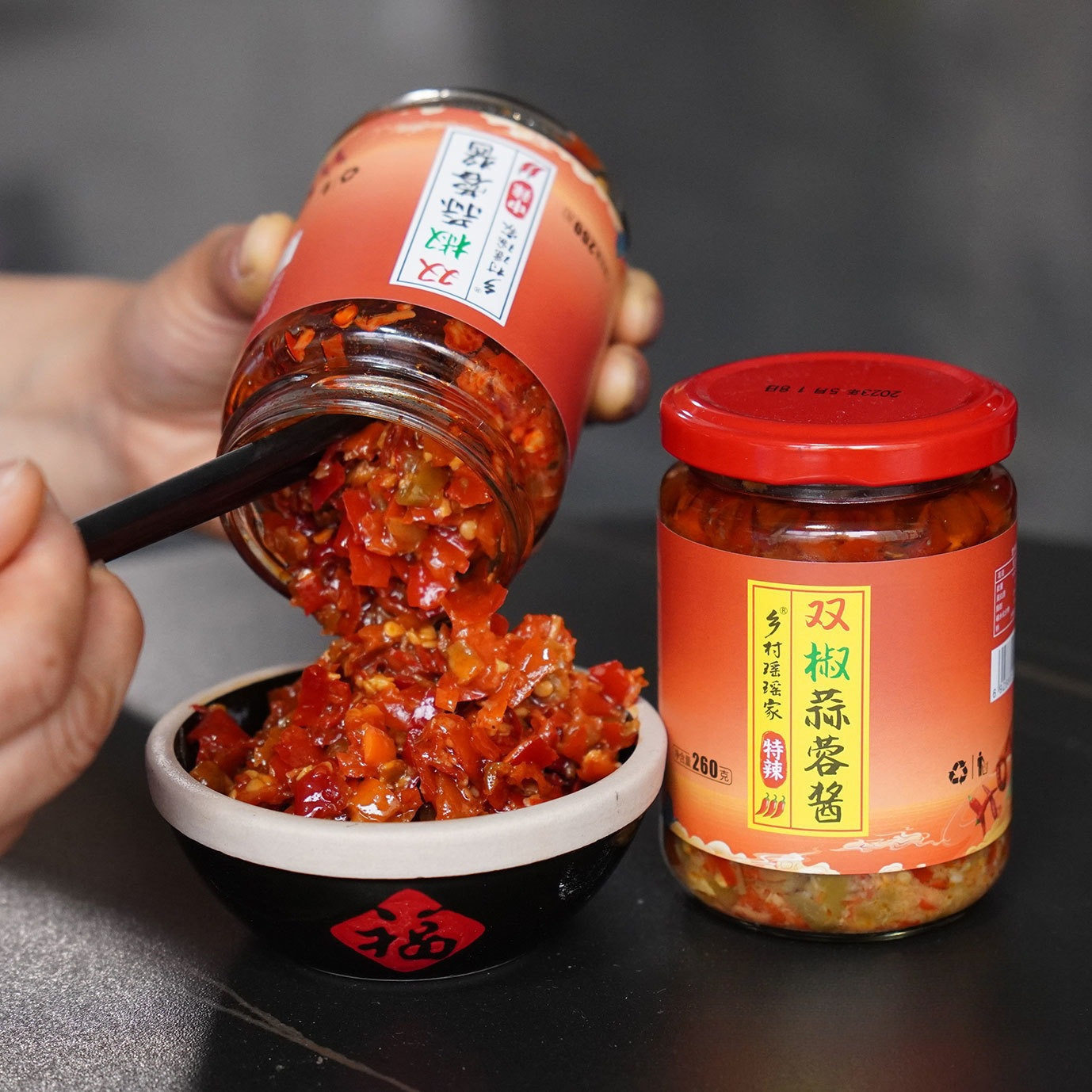 [Large Barrel Catering] Double Pepper Garlic Sauce, Chopped Pepper and Colored Pepper Sauce, Double Pepper Sauce, Fresh and Spicy Garlic Flavor, Rice and Stir-Fry Seasoning