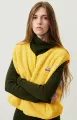 Sleeveless fur vest-yellow