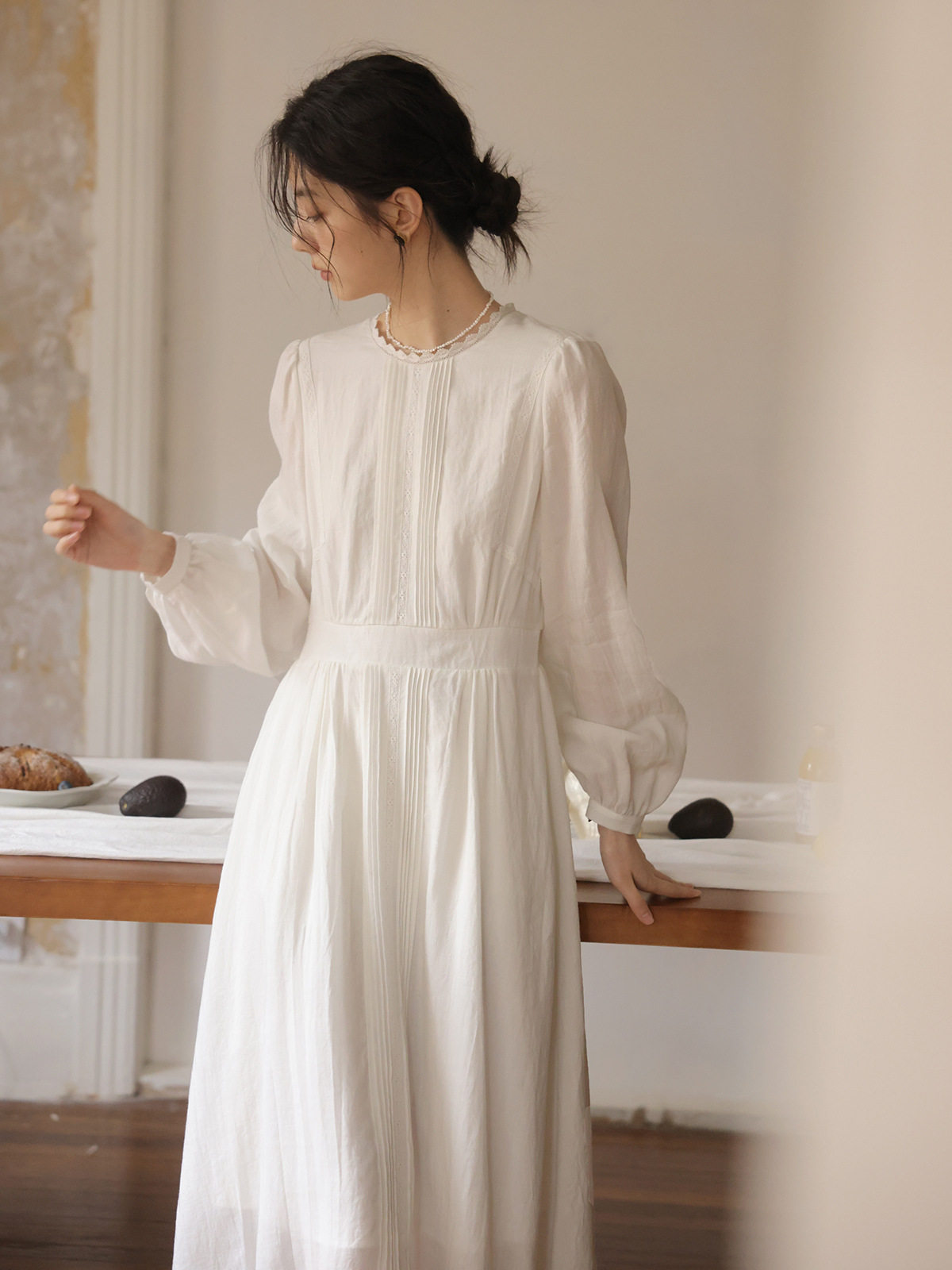 Solighter French Retro Long-Sleeved Waist Dress Women's Early Autum 2025 New Lantern Sleeve Long Skirt