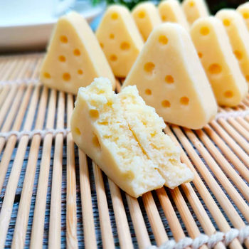 Cheese Triangular Cheese Milk Xinjiang Milk Pimples Can Be Chewed Milk Wholesale Milk Products Snacks