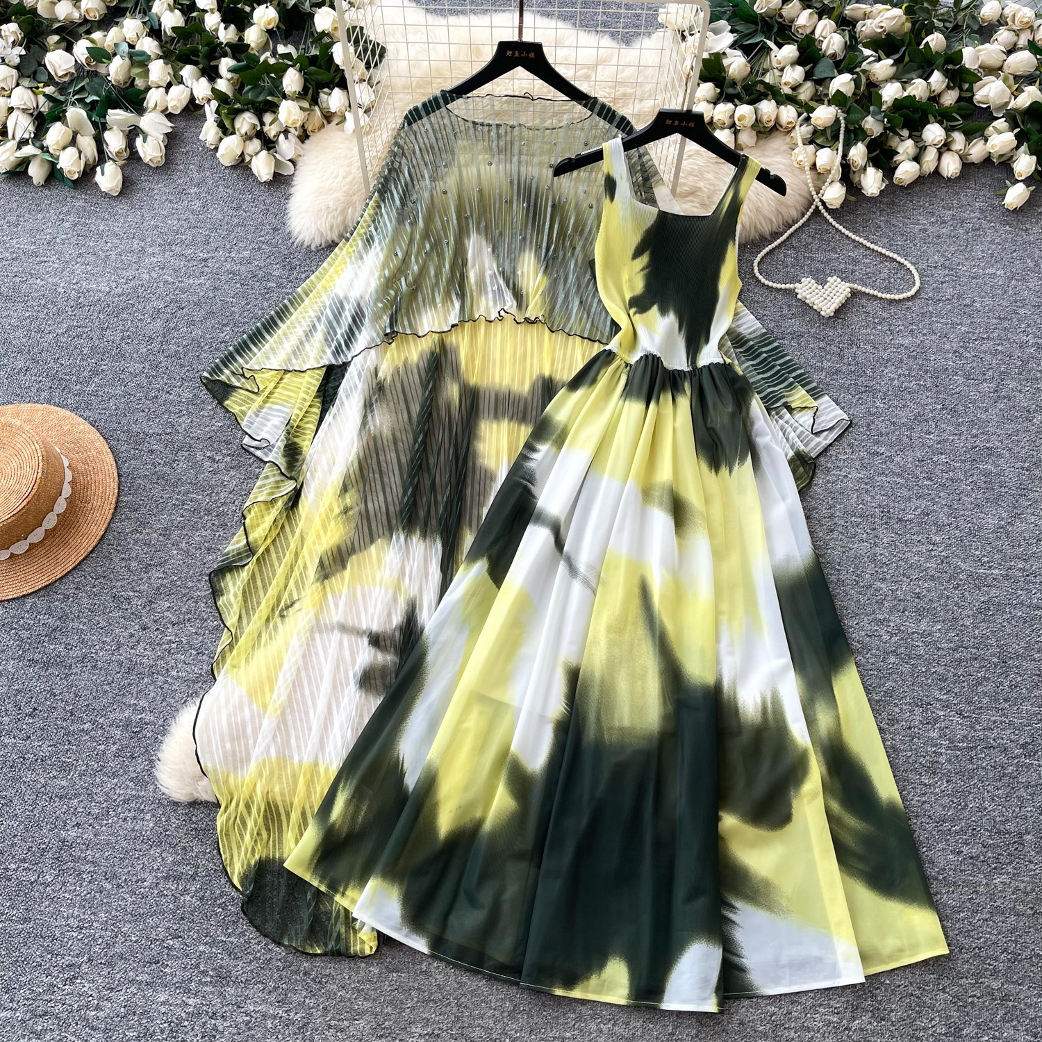 French Style Floral Print Dress Three Quarter Sleeve Waist Defining Slim Fit Beaded Details Summer Casual or Office