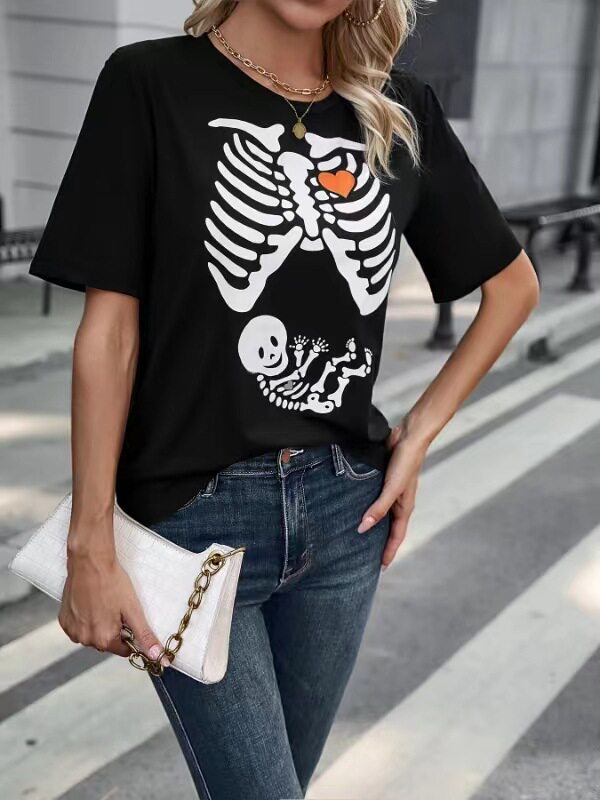 Cartoon Giraffe Print Womens T Shirt Short Sleeve Casual Fit Comfortable Cotton Perfect for Everyday Wear