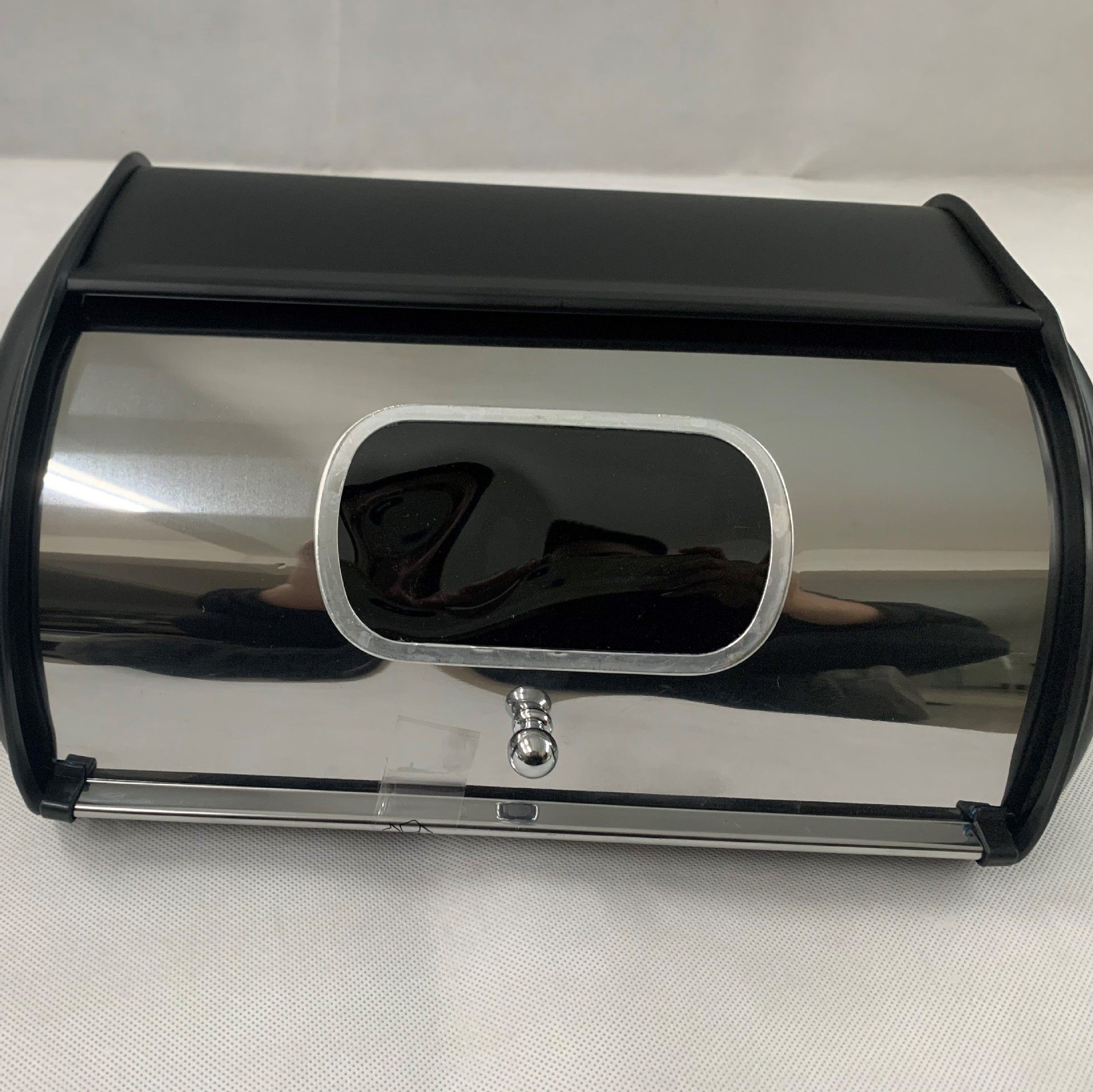 Amazon Kitchen Supplies Explosions Metal Black and White Window Mirror Light Bare Drum Bread Storage Box Jiangmen Kitchen