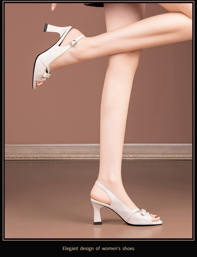 Sandal nữ gót thô 7.5cm mũi cá tính, quai ngang thanh lịch phối nơ — Màu trắng