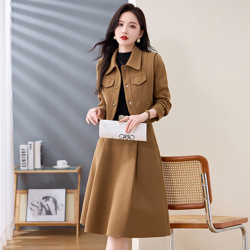 (Mới) Mã L1261 Giá 2260K: Áo Vest Nữ Hatde Vest Cả Bộ 2 Món Hàng Mùa Xuân Thu Đông Thời Trang Nữ Chất Liệu G05 Sản Phẩm Mới, (Miễn Phí Vận Chuyển Toàn Quốc).