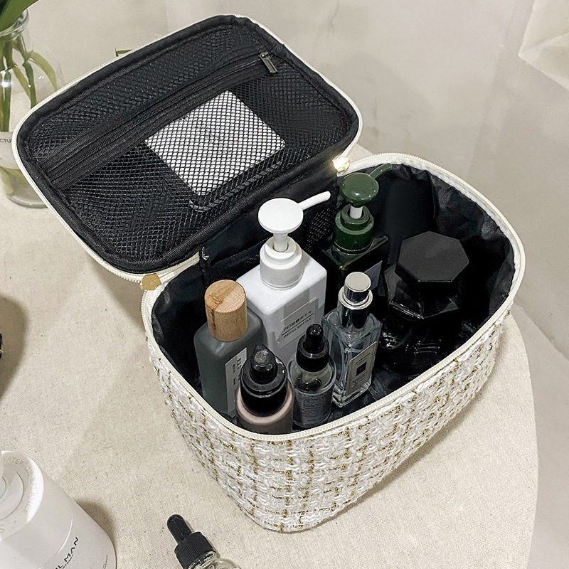 Casual Large-Capacity Small Fragrance Cosmetic Bag Ins Girl Storage Toiletry Bag Travel High-Value Cosmetics Storage