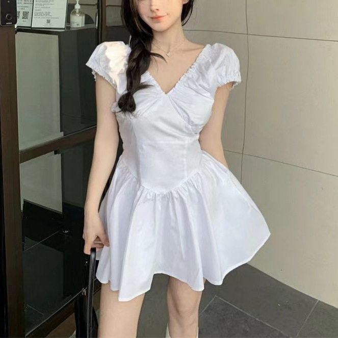 Black V Neck Backless Dress for Women Elegant Design with Pleated Skirt Summer Fashion
