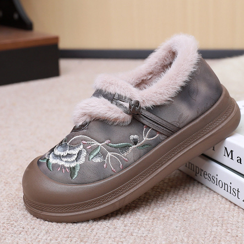 Winter Old Beijing Cloth Shoes Embroidered Shoes Non-Slip Soft Sole Furry Shoes Comfortable and Warm New Chinese Style Han Dynasty Women's Cotton Shoes