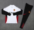 2425 manchester united white