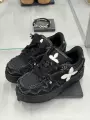 Canvas black