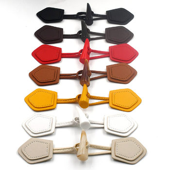 High-End Horn Button Coat with Fur Decoration, Sweater Trench Coat, Cashmere Woolen Horn Button Coat Accessories