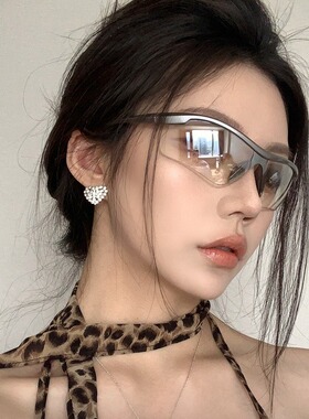 个性Y2K千禧风朋克墨镜UV400户外防紫外线防风骑行眼镜女潮太阳镜