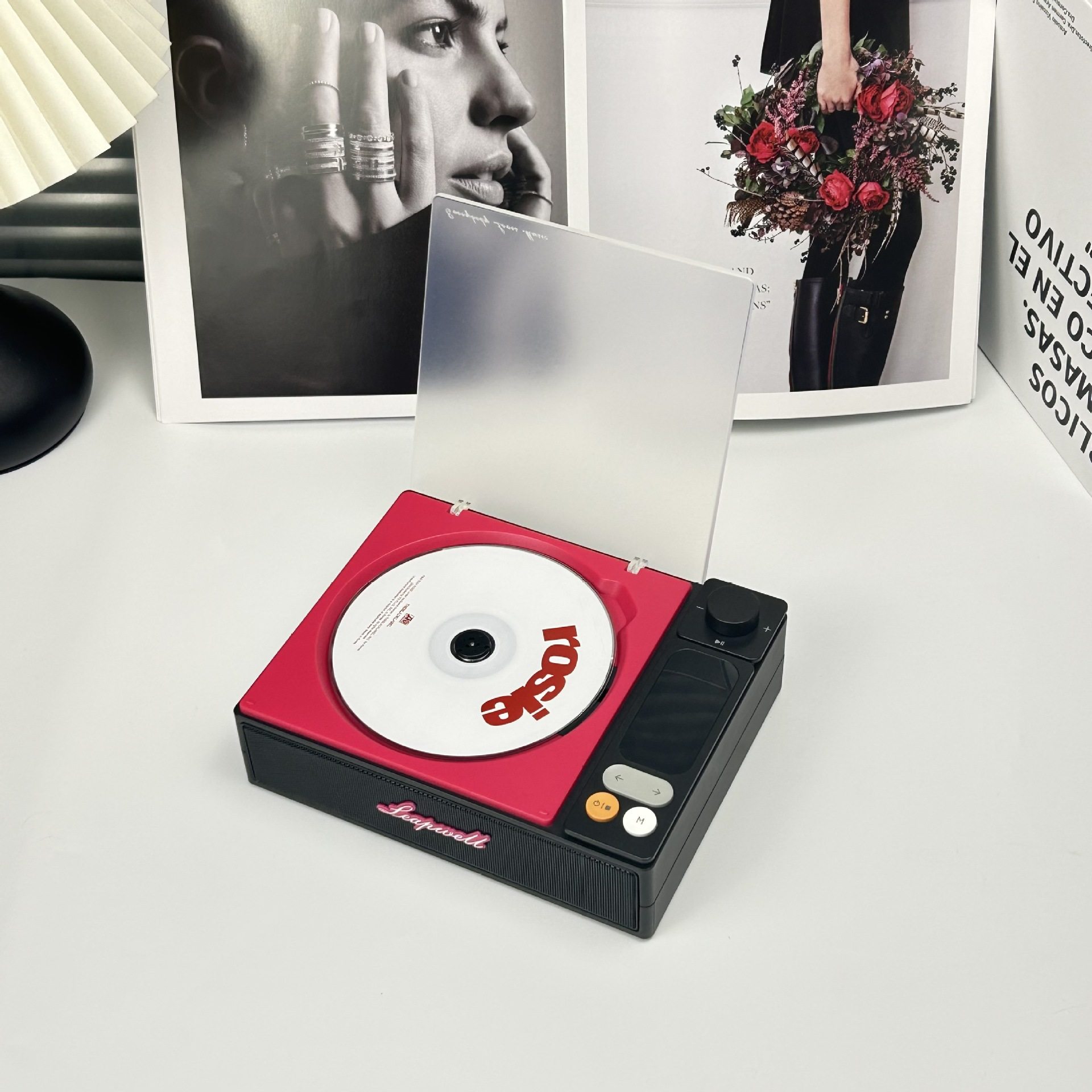 Hot Selling Retro CD Player Album Walkman CD Player CD Music Player Portable Bluetooth Audio Gift