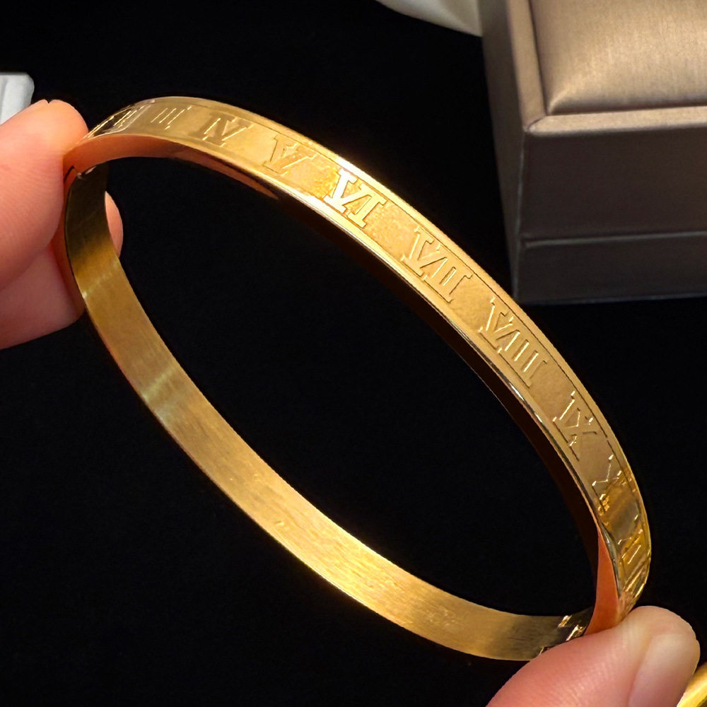 欧美热卖时尚不锈钢金色手镯不易褪色18K不锈钢首饰gold bangles