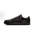 Travis velvet mocha 9.0