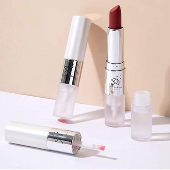 Leiqi Q1168 velvet color raincoat lipstick double head design non-stick cup lipstick rotten tomato is red wholesale