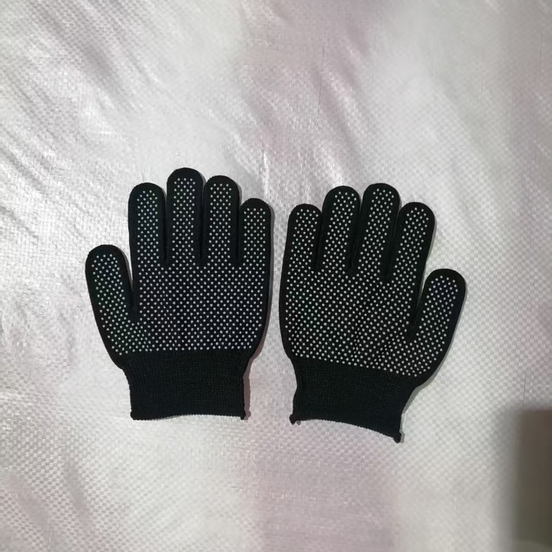 Wholesale children's and students' non-slip glue gloves, tug...