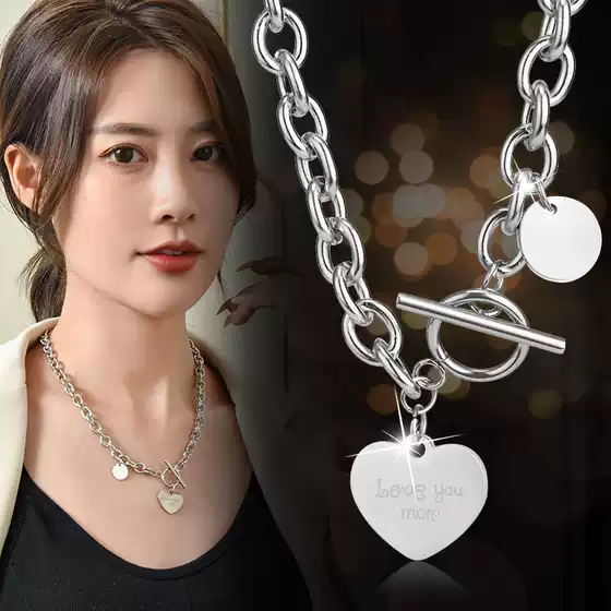 Korean version of Cold Wind TO buckle letter love love short titanium steel clavicle necklace ins with female accessories wholesale