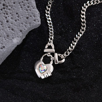 Japanese and Korean Retro Fashion Sweet Love Lock Necklace Light Luxury Letter Clavicle Chain Sweater Chain Cross-border Explosions Wholesale