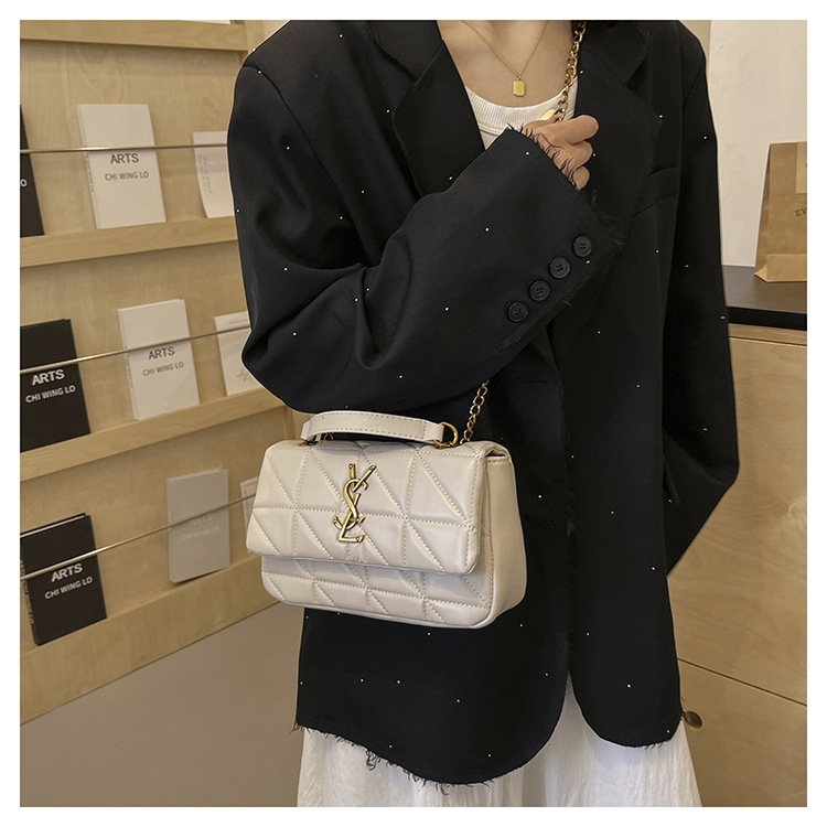 O1CN0116eqP4232HUYMg7EV !!2215817057197 0 cib