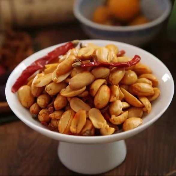 Popular wine flavor spicy peanut fried peanut appetizing snack snack 110g