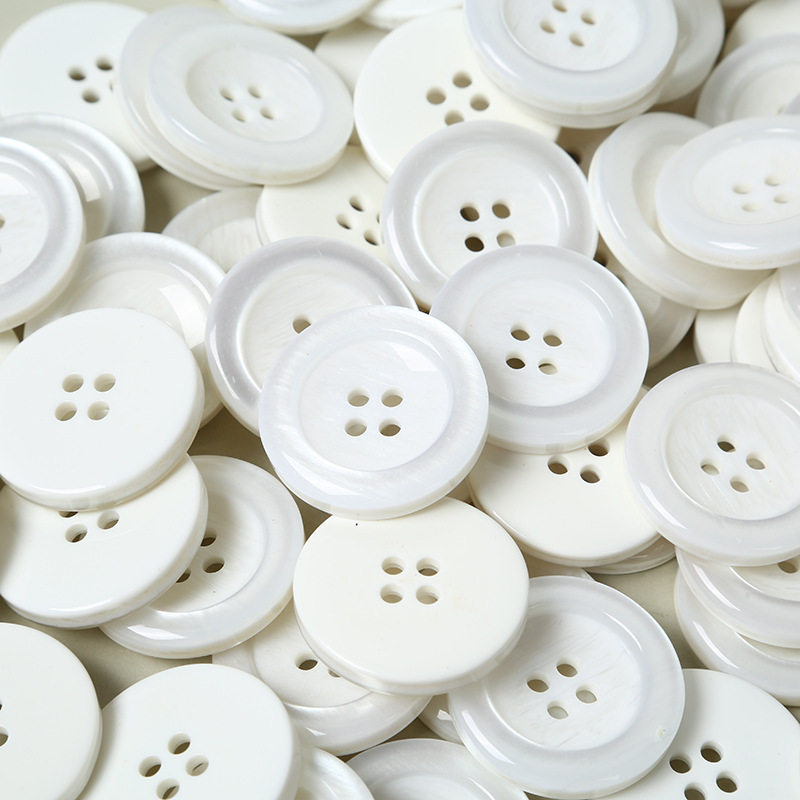 High-End Resin Buttons for Clothing, Shirts and Coats, Two-Eye and Four-Eye Buttons, White Classic Versatile Buttons, DIY Buttons
