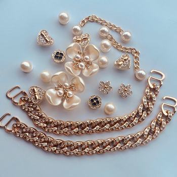 2023 new fitting hole shoes accessories diy Pearl four-leaf flower suit shoe flower rose gold chain heart Diamond