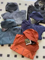 High Version Taizhou Niaojia Same Style Beta Ar Outdoor Hooded Hard Shell Jacket Three-Layer Laminated Jacket